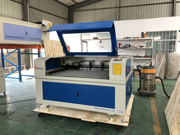 1390 4 heads laser cutting machine